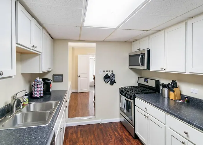 Ferienhaus With Garage In Dt Near Naval Base *