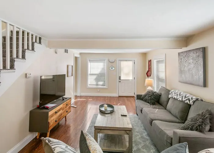 Ferienhaus With Garage In Dt Near Naval Base *